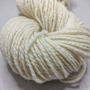 matassa di lana vergine 2 capi bianca